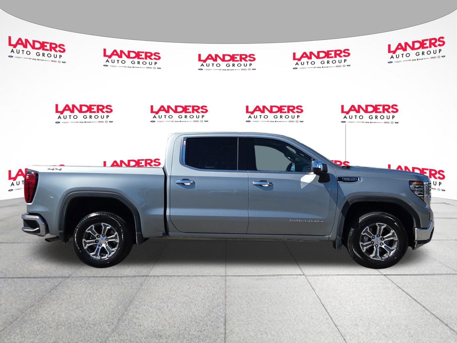 Used 2025 GMC Sierra 1500 SLT 4WD Crew Cab 147 SLT