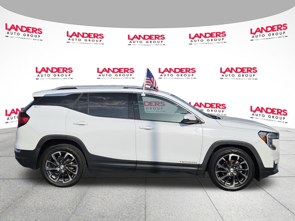 Used 2022 GMC Terrain SLT FWD SLT