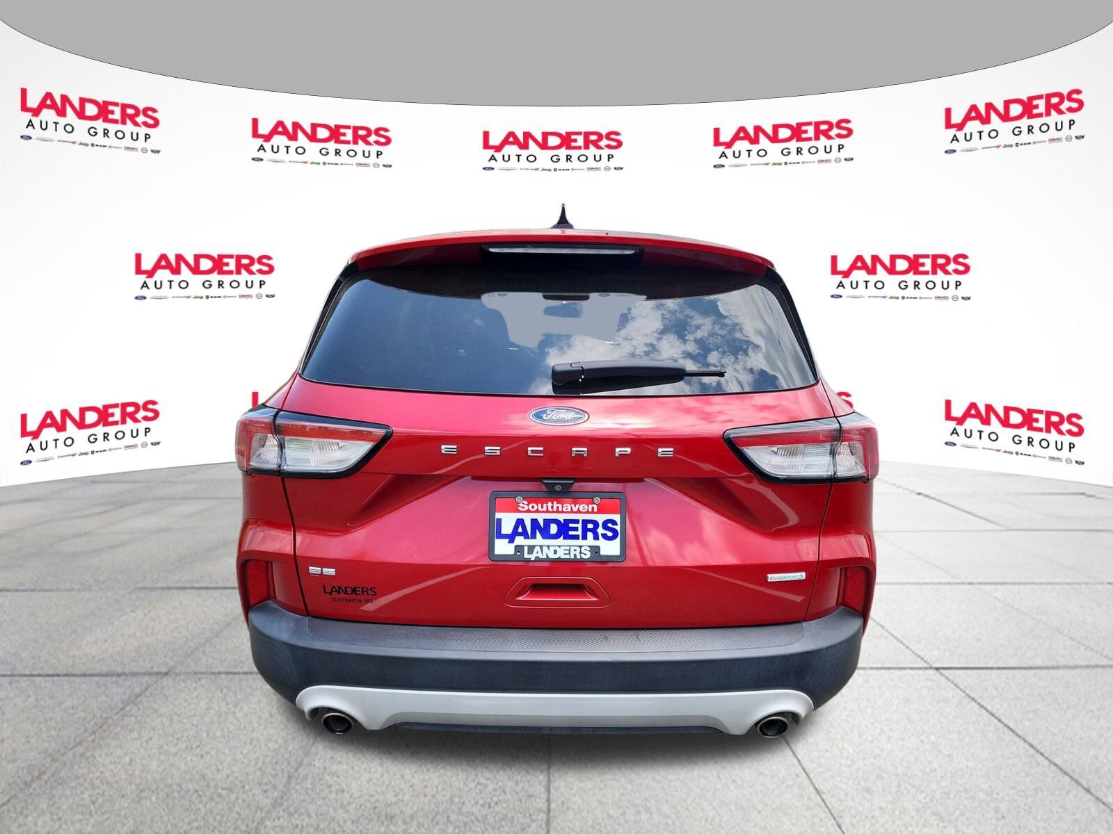 2020 Ford Escape SE photo 4