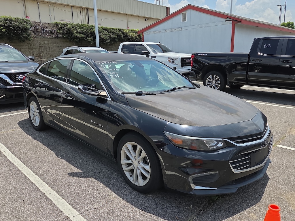 Used 2017 Chevrolet Malibu LT Sedan
