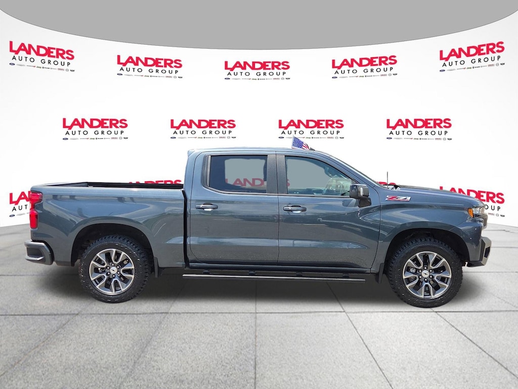 Used 2019 Chevrolet Silverado 1500 RST 4WD Crew Cab 147 RST