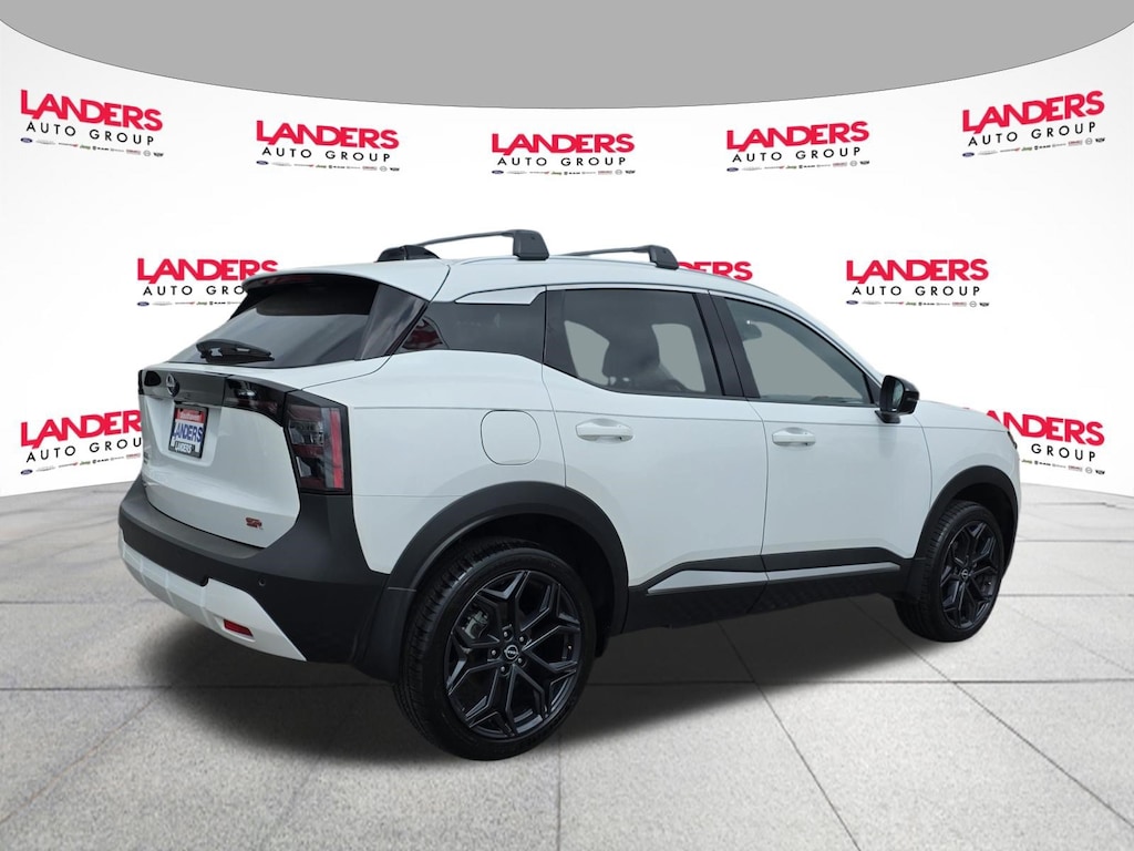 Used 2026 Nissan Kicks SR SR FWD