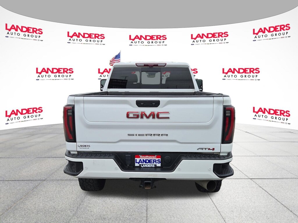Used 2024 GMC Sierra 2500HD AT4 4WD Crew Cab 159 AT4