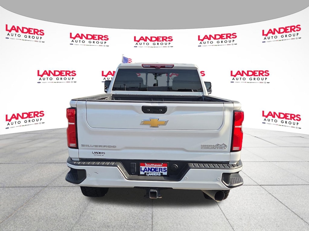 Used 2024 Chevrolet Silverado 2500HD High Country 4WD Crew Cab 159 High Country