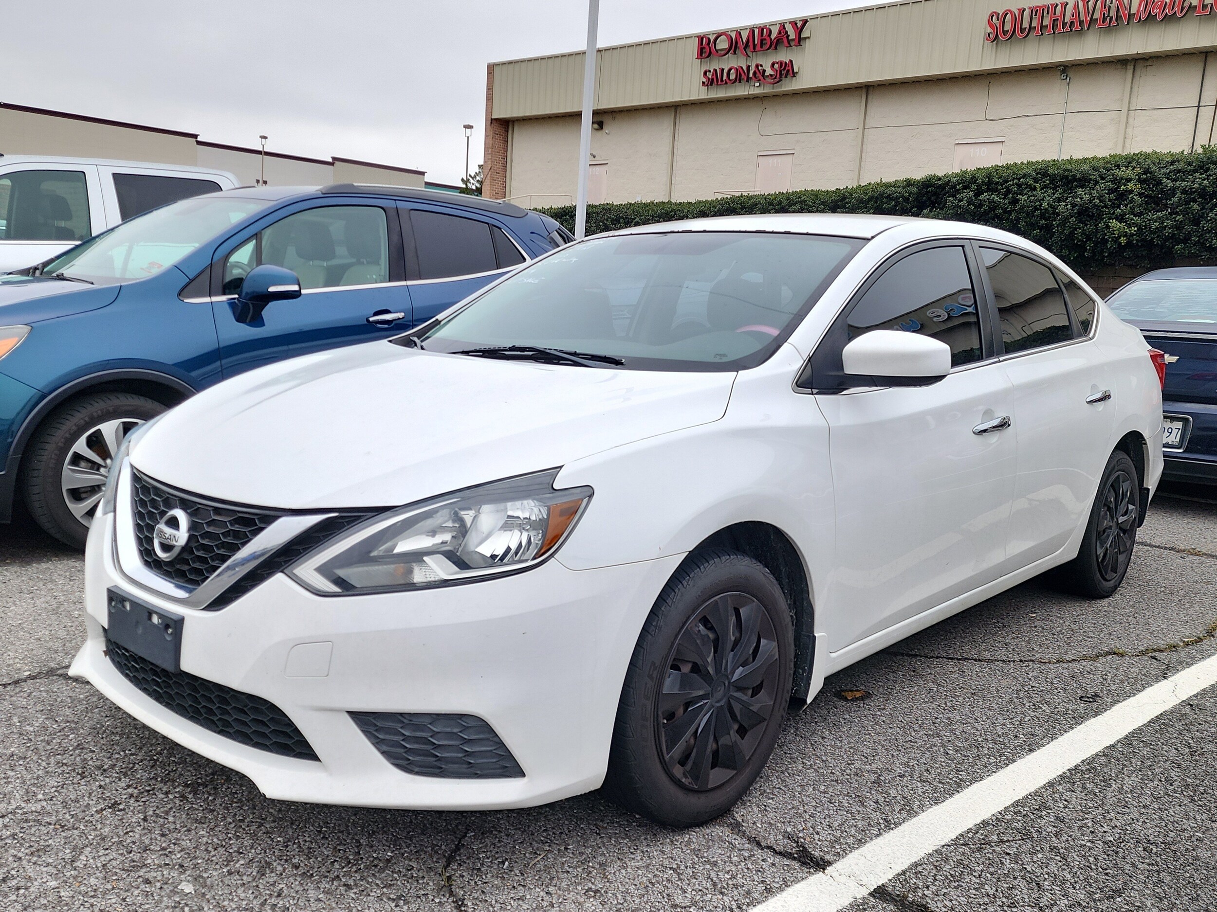 2016 Nissan Sentra S photo 3