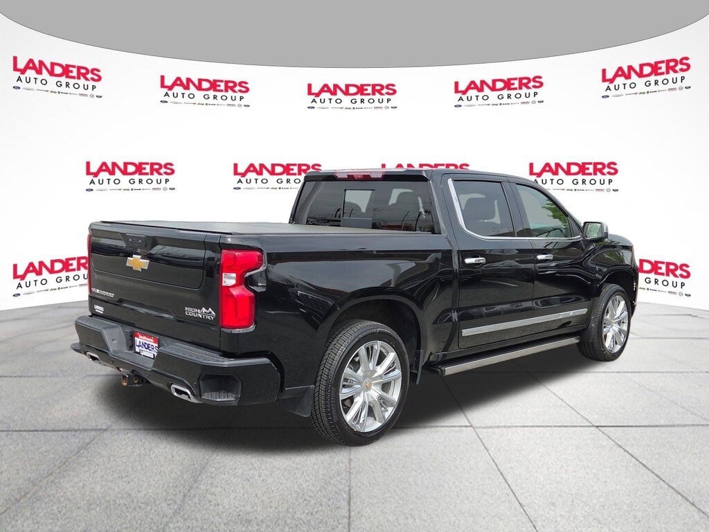 Used 2025 Chevrolet Silverado 1500 High Country 4WD Crew Cab 147 High Country