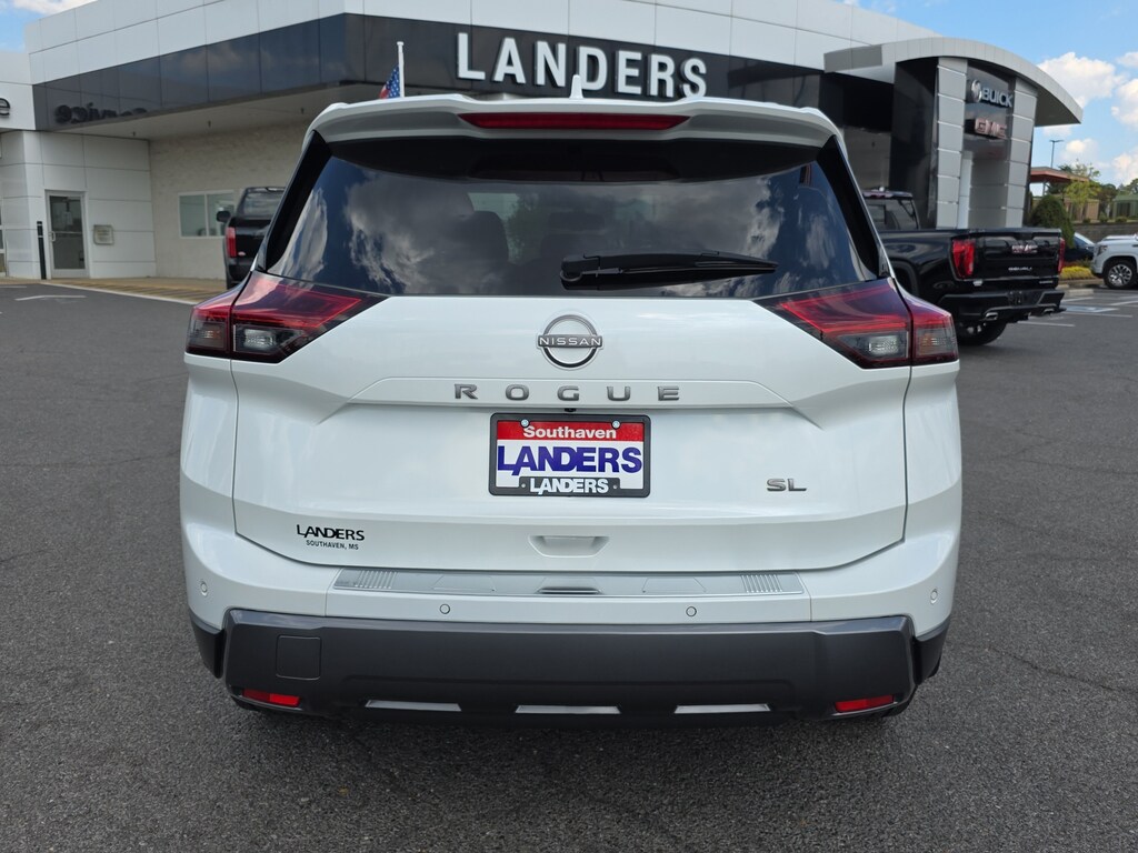 Used 2024 Nissan Rogue SL FWD SL