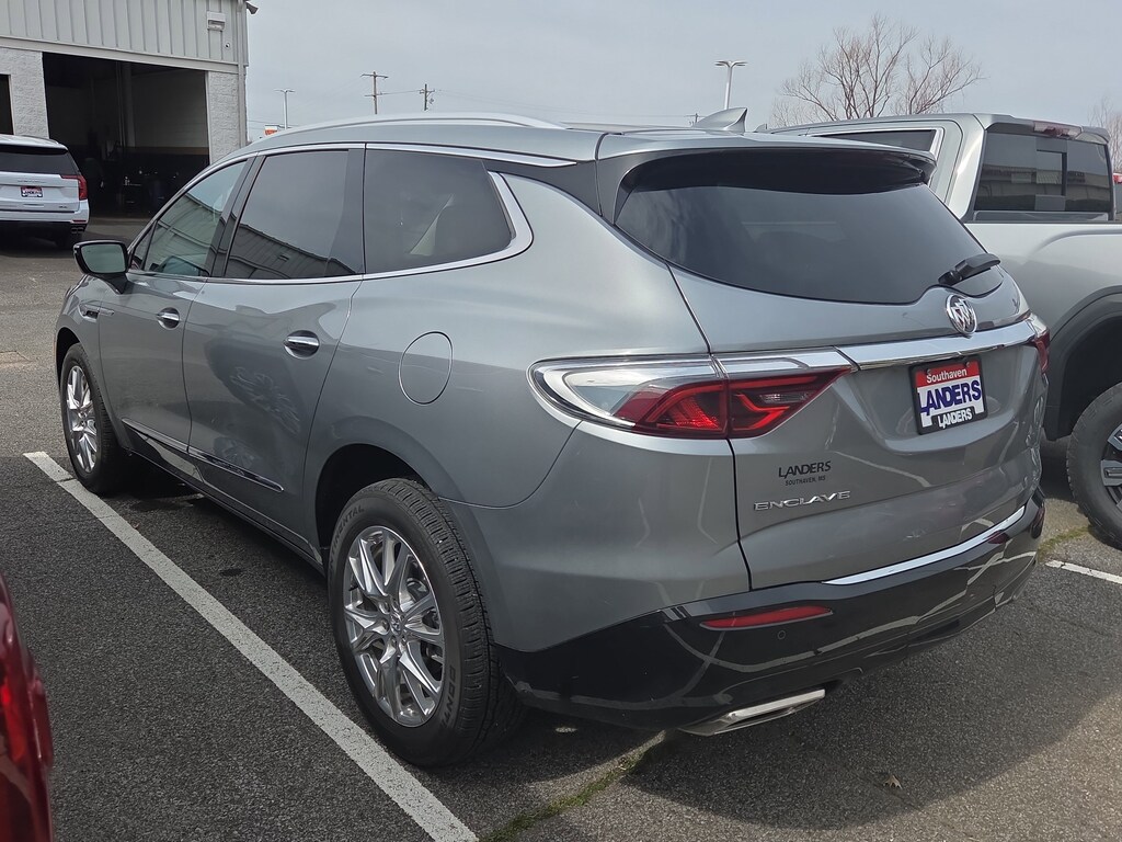 Used 2024 Buick Enclave Essence FWD Essence