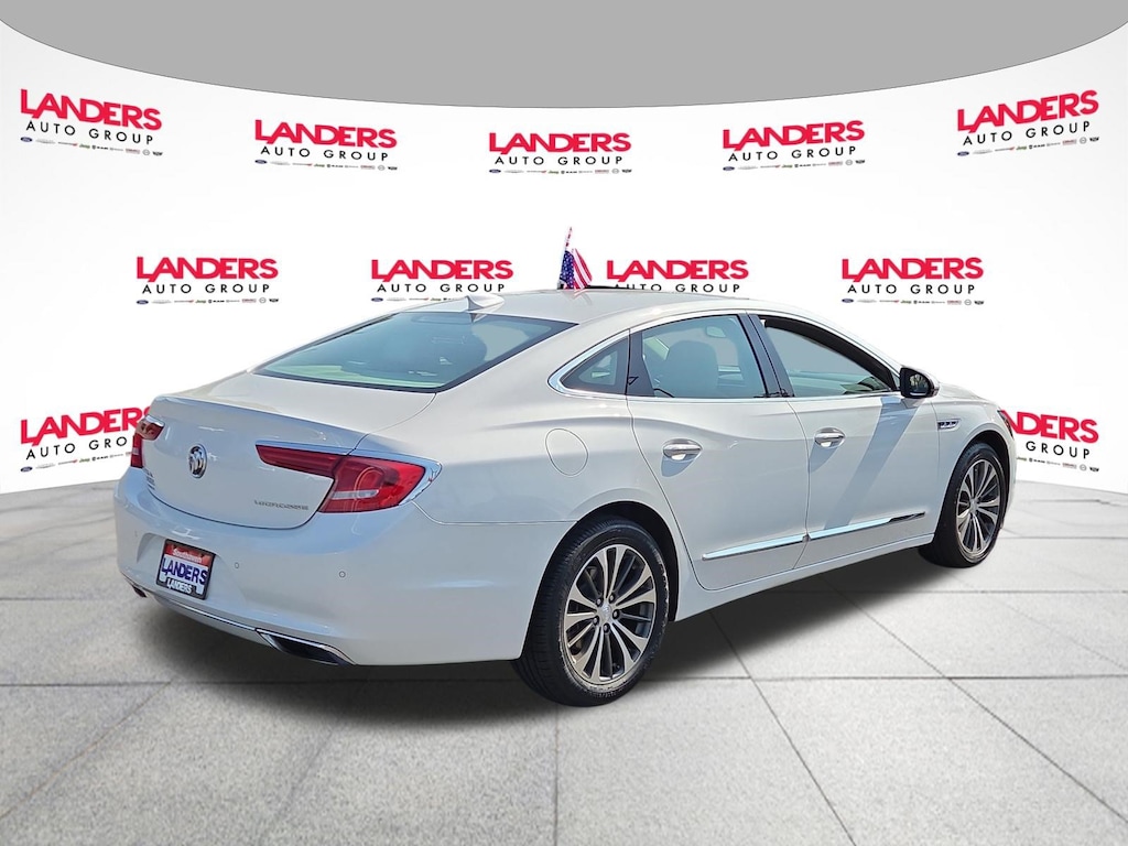 Used 2017 Buick Lacrosse Essence Sedan