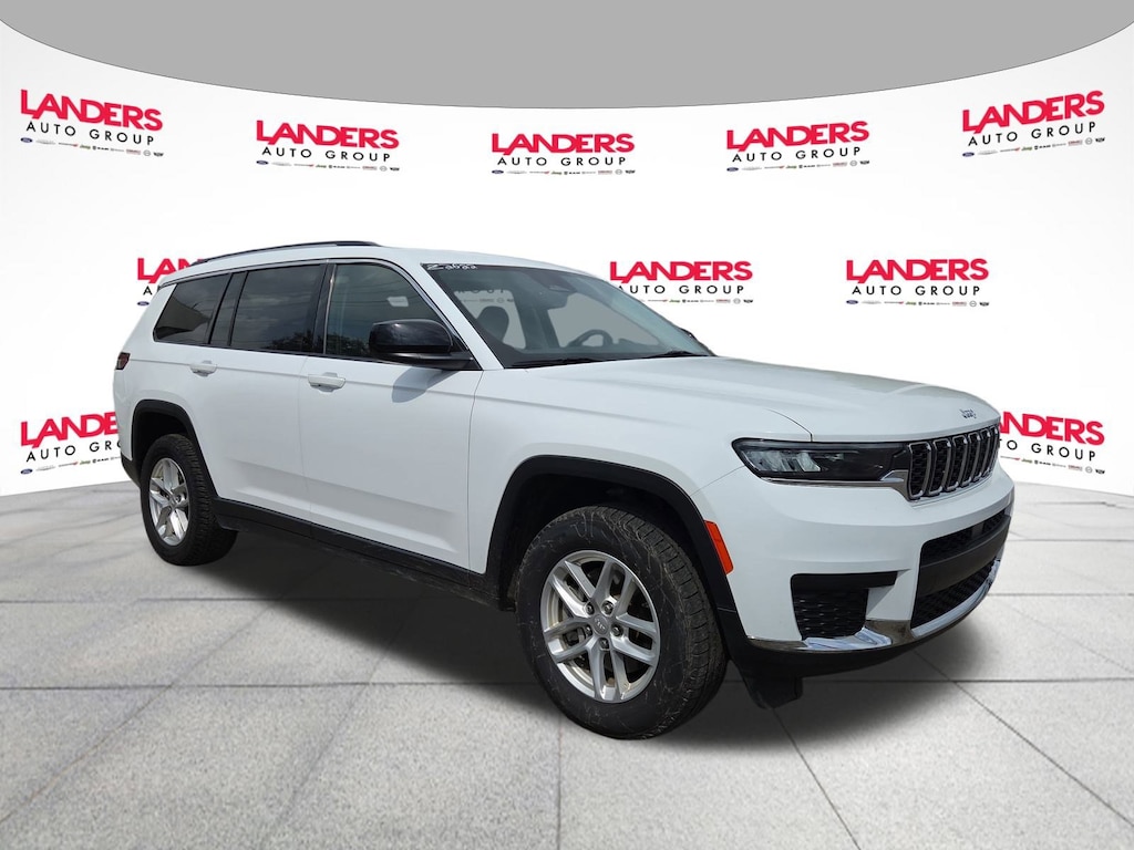 Used 2023 Jeep Grand Cherokee L Laredo Laredo 4x2