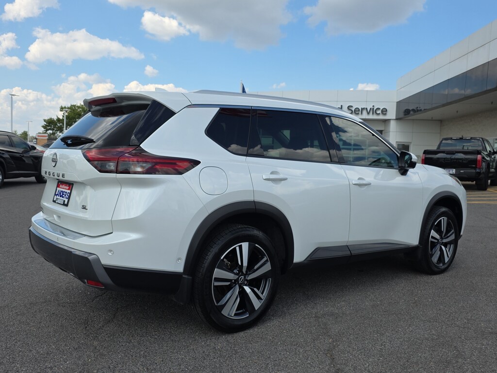 Used 2024 Nissan Rogue SL FWD SL
