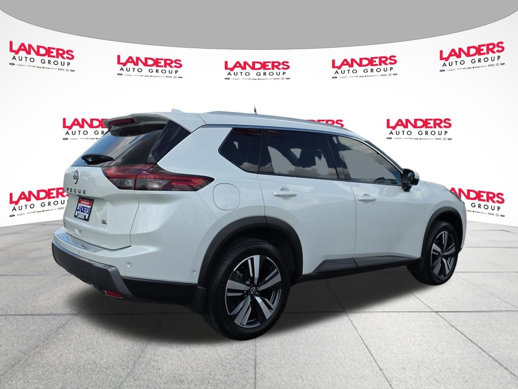 Used 2024 Nissan Rogue SL FWD SL