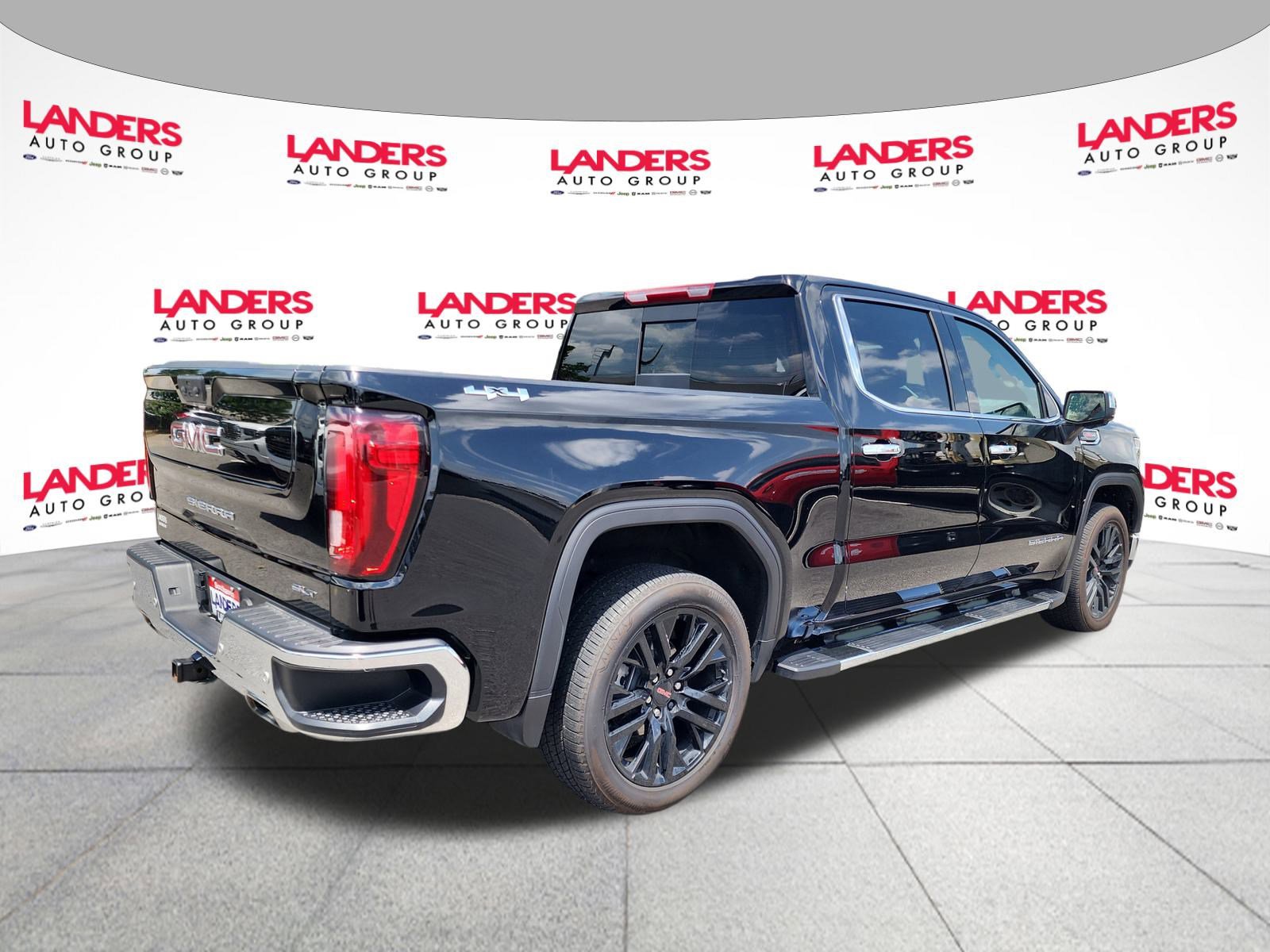 2024 Gmc Sierra 1500 SLT photo 3