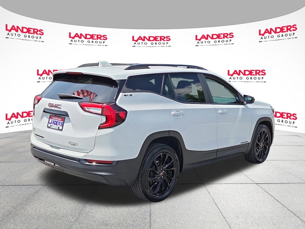 Used 2024 GMC Terrain SLE FWD SLE