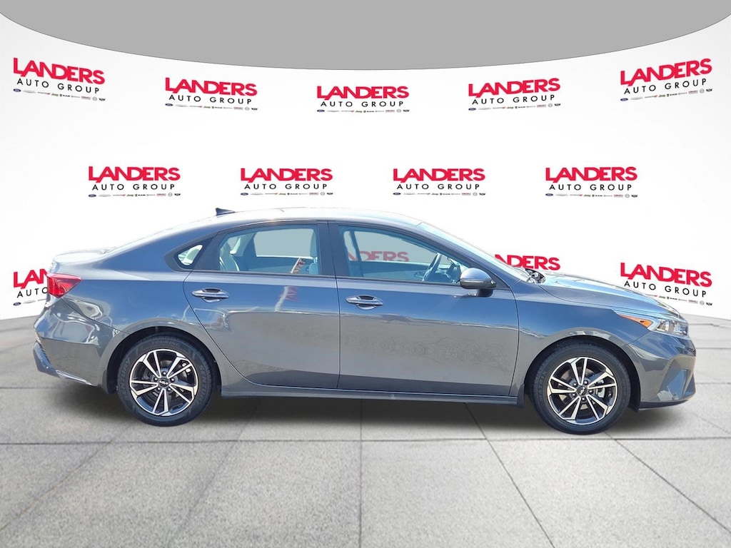 Used 2023 Kia Forte LXS LXS IVT