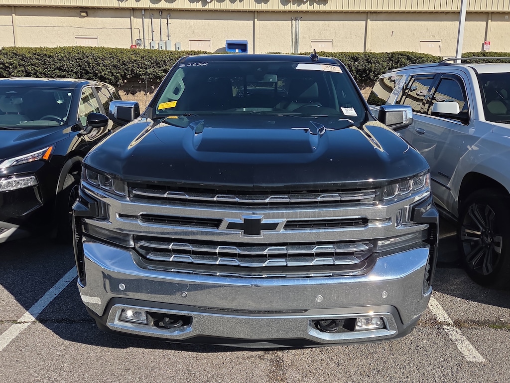 Used 2019 Chevrolet Silverado 1500 LTZ 4WD Crew Cab 147 LTZ