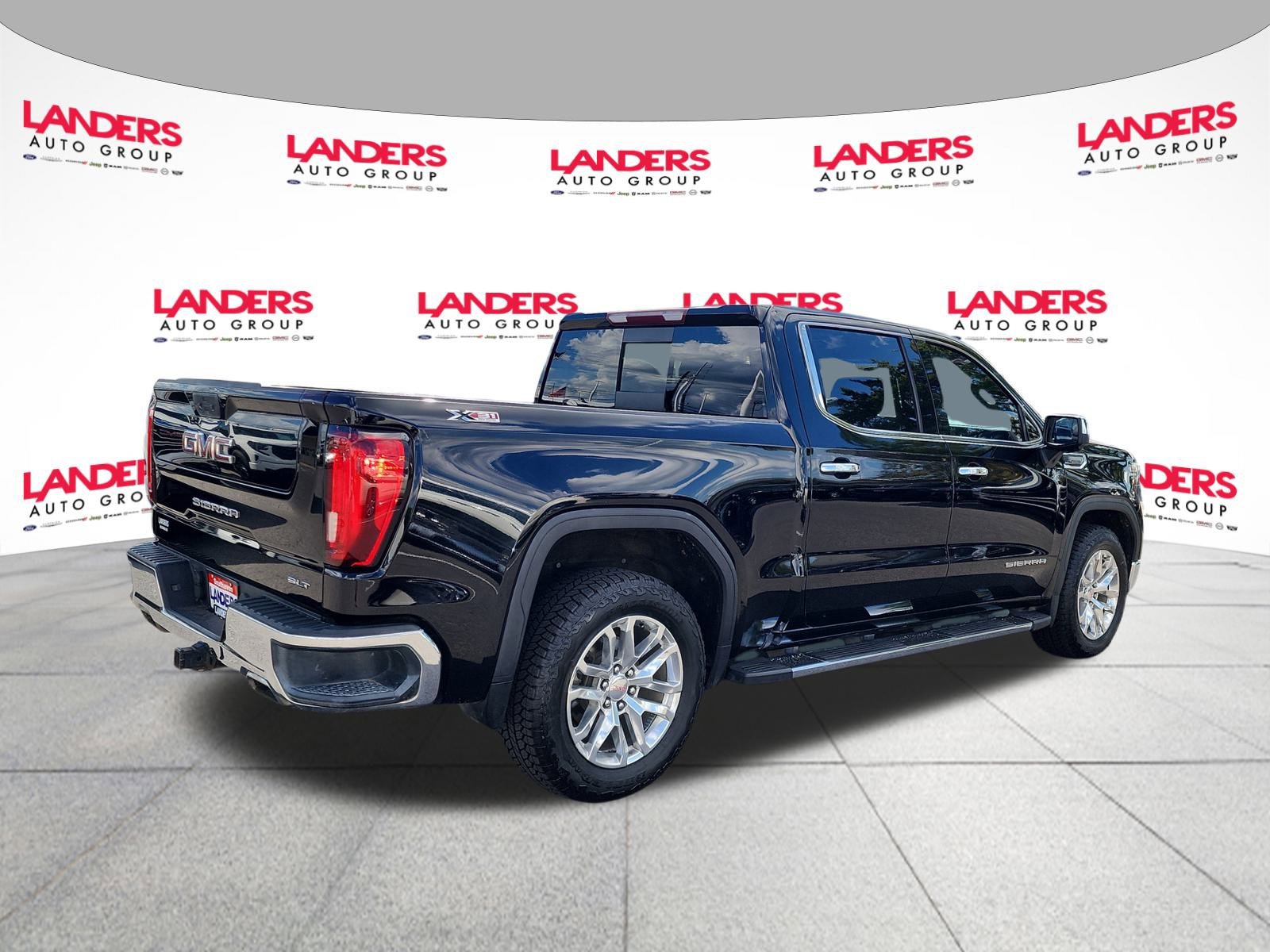 2019 Gmc Sierra 1500 SLT photo 2