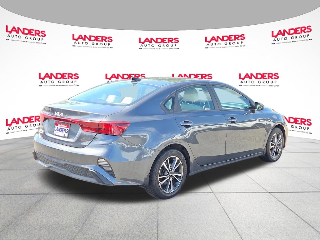 Used 2023 Kia Forte LXS LXS IVT
