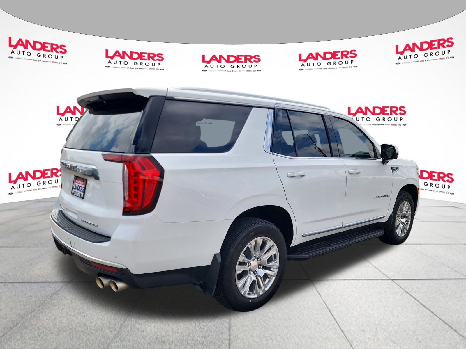 2021 Gmc Yukon Denali photo 3