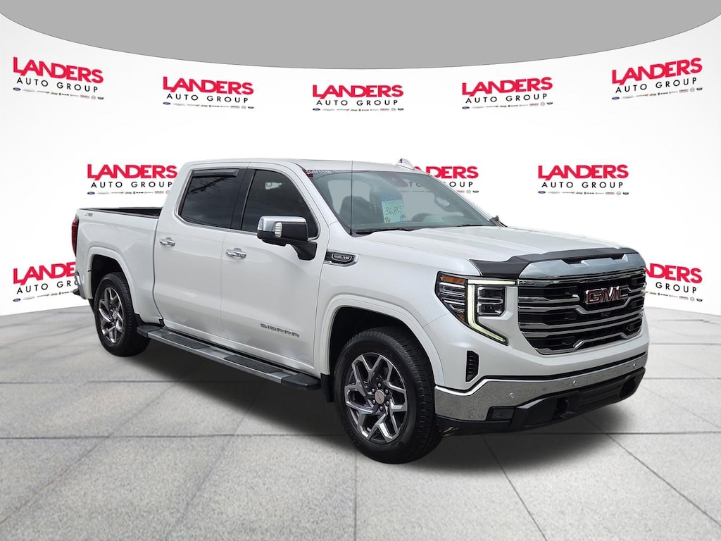 Used 2022 GMC Sierra 1500 SLT 4WD Crew Cab 147 SLT