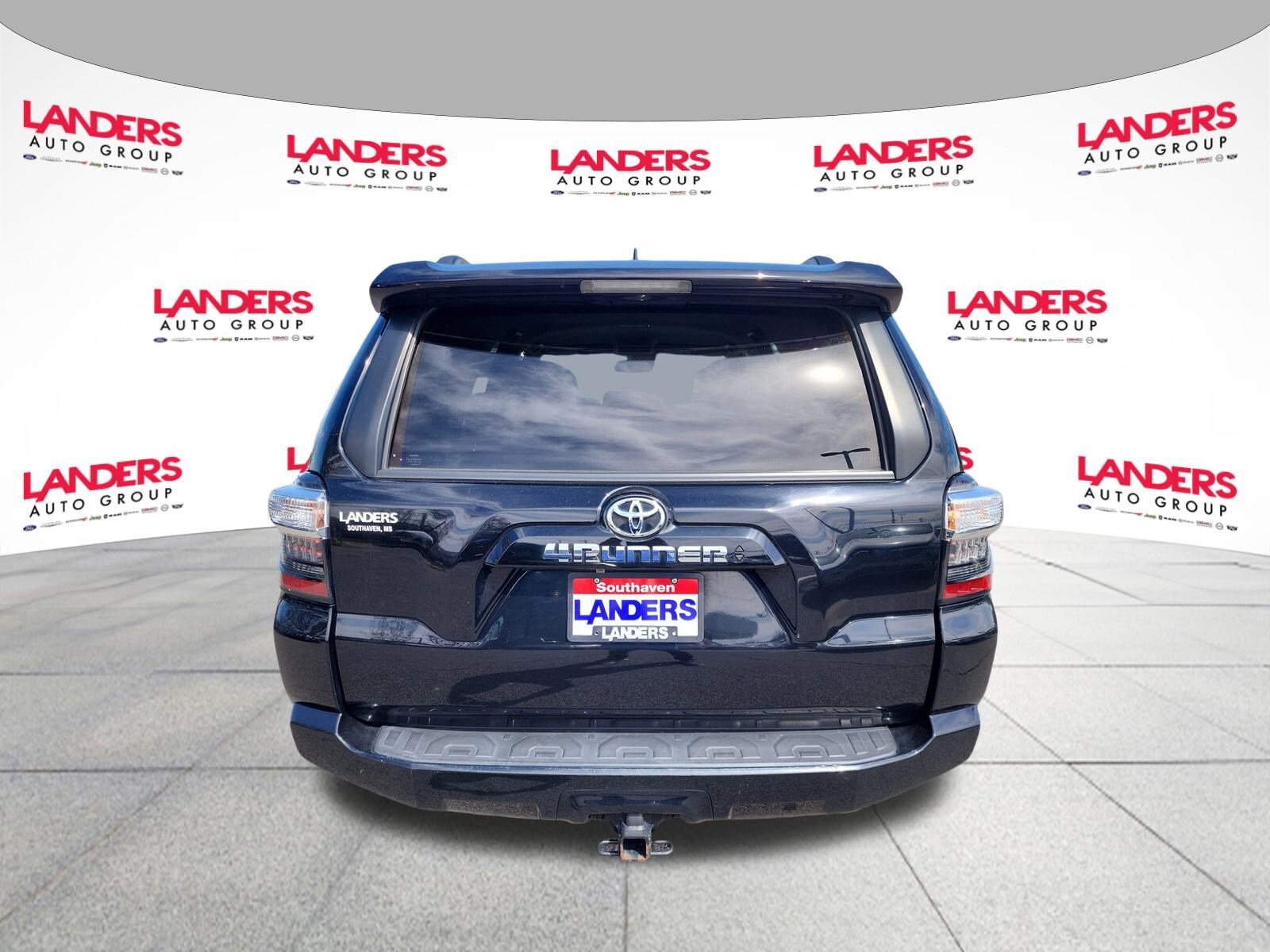 2023 Toyota 4Runner SR5 photo 2