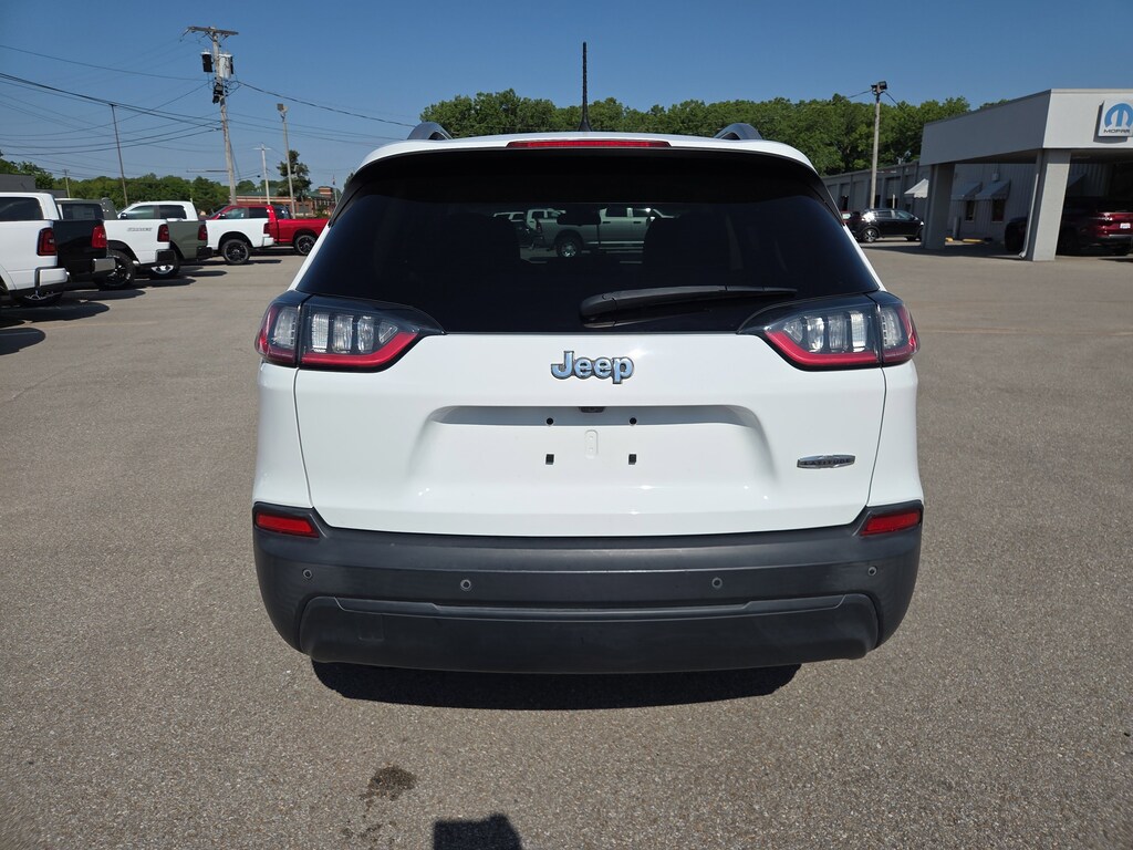 Used 2020 Jeep Cherokee Latitude SUV