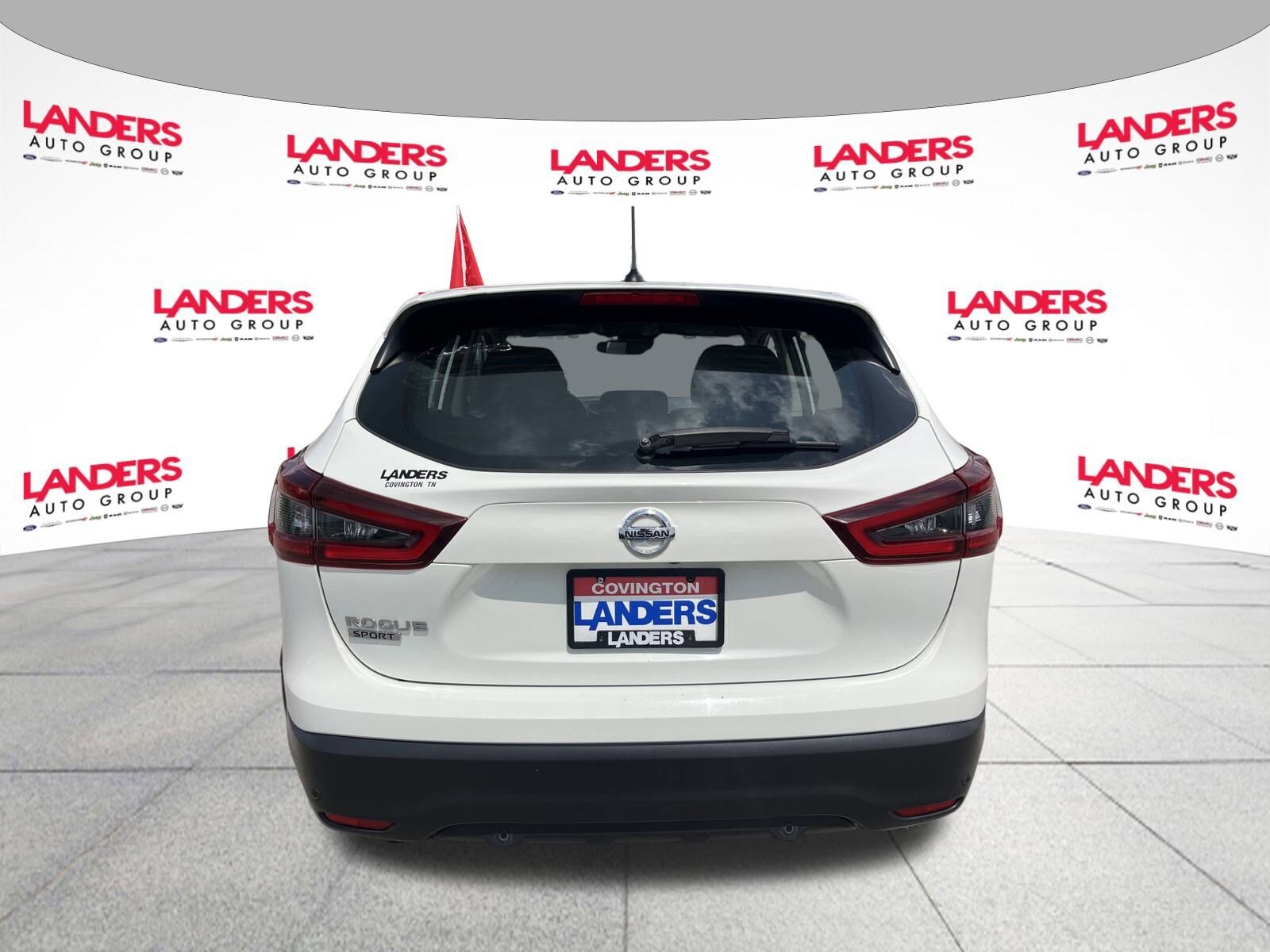 2022 Nissan Rogue Sport S photo 4