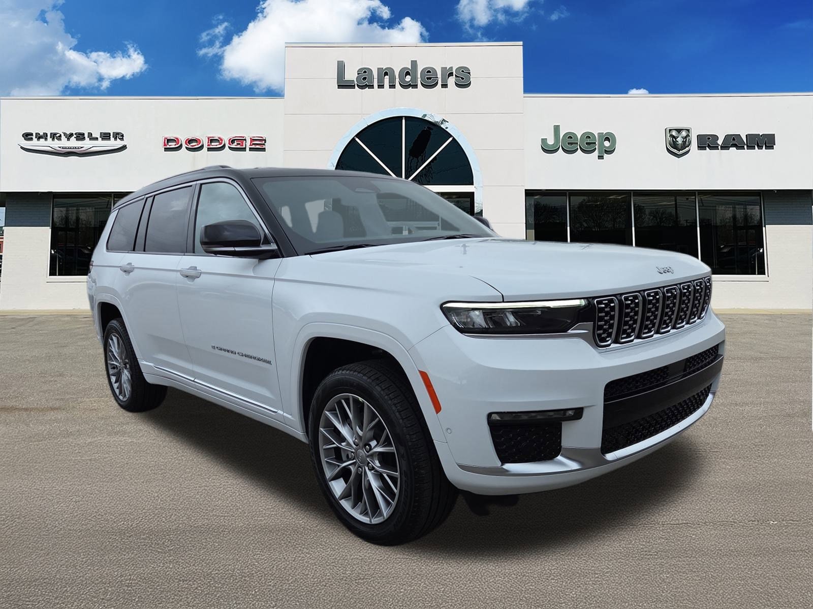 2025 Jeep Grand Cherokee L Summit's photo