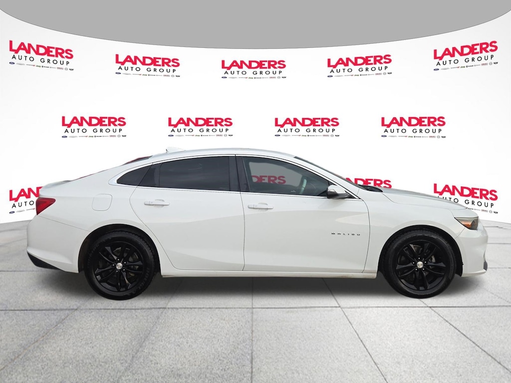 Used 2018 Chevrolet Malibu LT Sedan