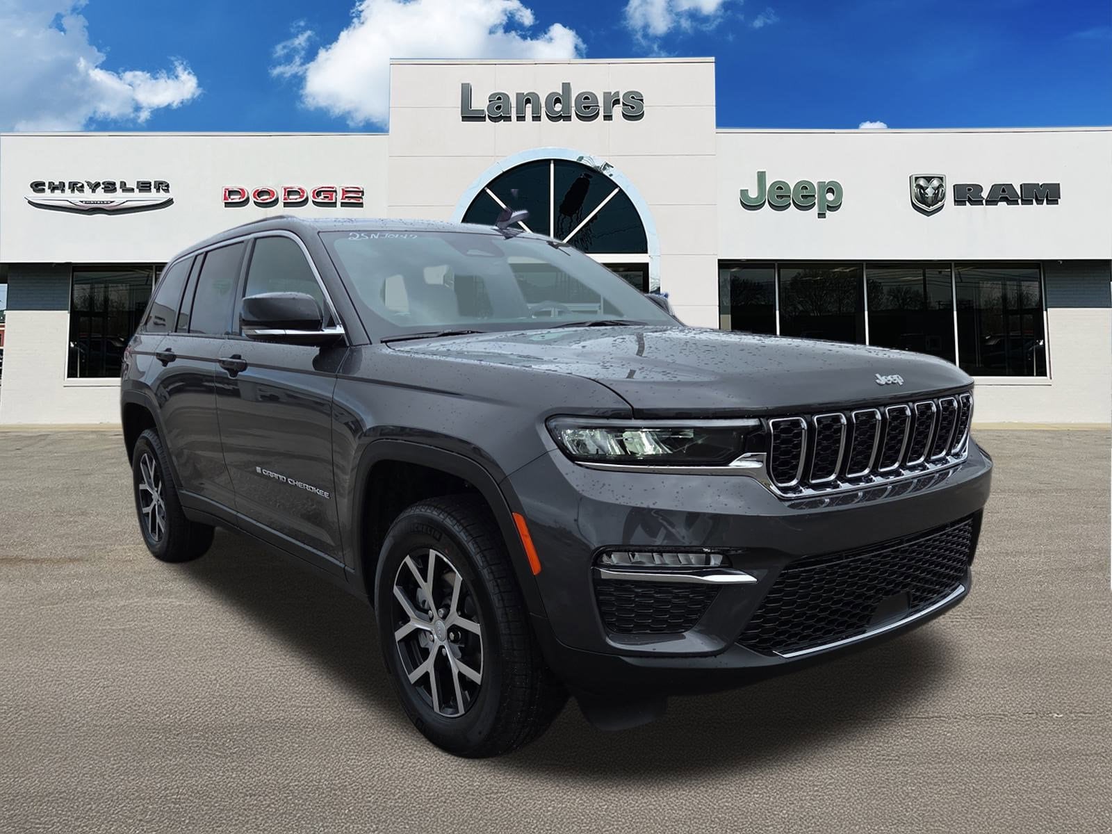 2025 Jeep Grand Cherokee Limited's photo