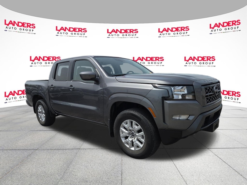 Used 2024 Nissan Frontier SV Truck Crew Cab