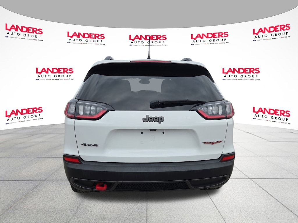 Used 2022 Jeep Cherokee Trailhawk SUV