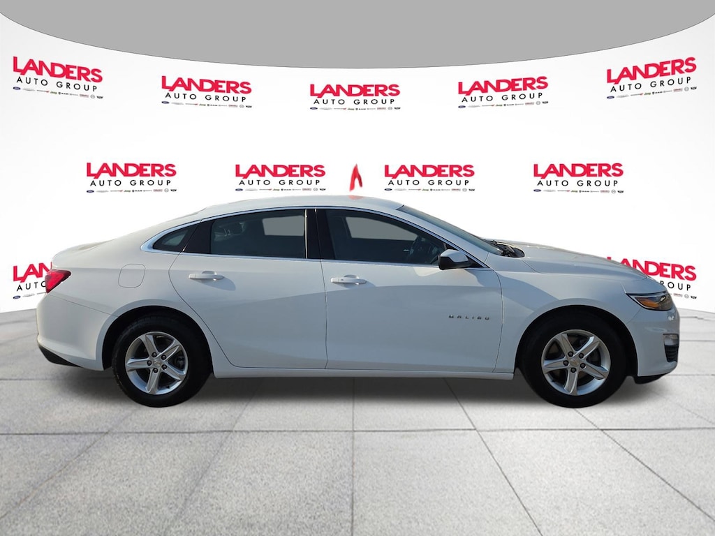 Used 2023 Chevrolet Malibu LS w/1FL Sedan