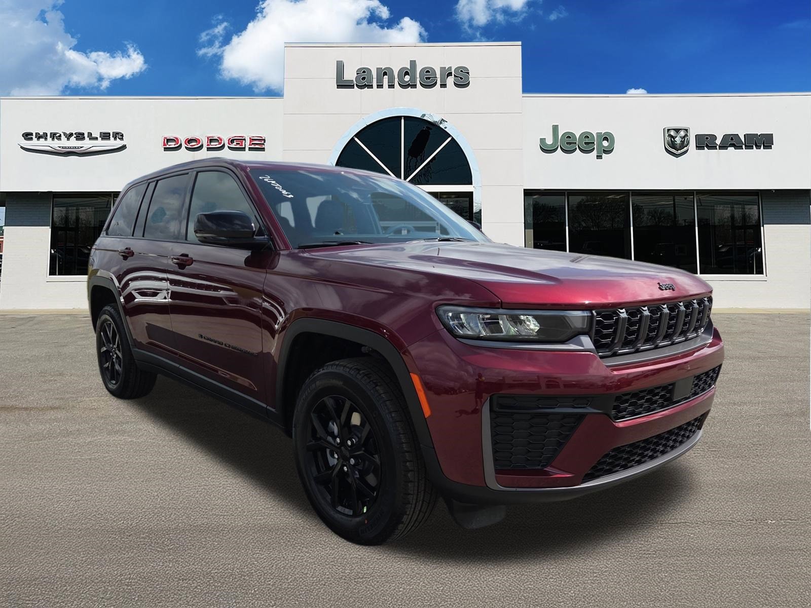 New 2026 Jeep Grand Cherokee LAREDO ALTITUDE 4X4