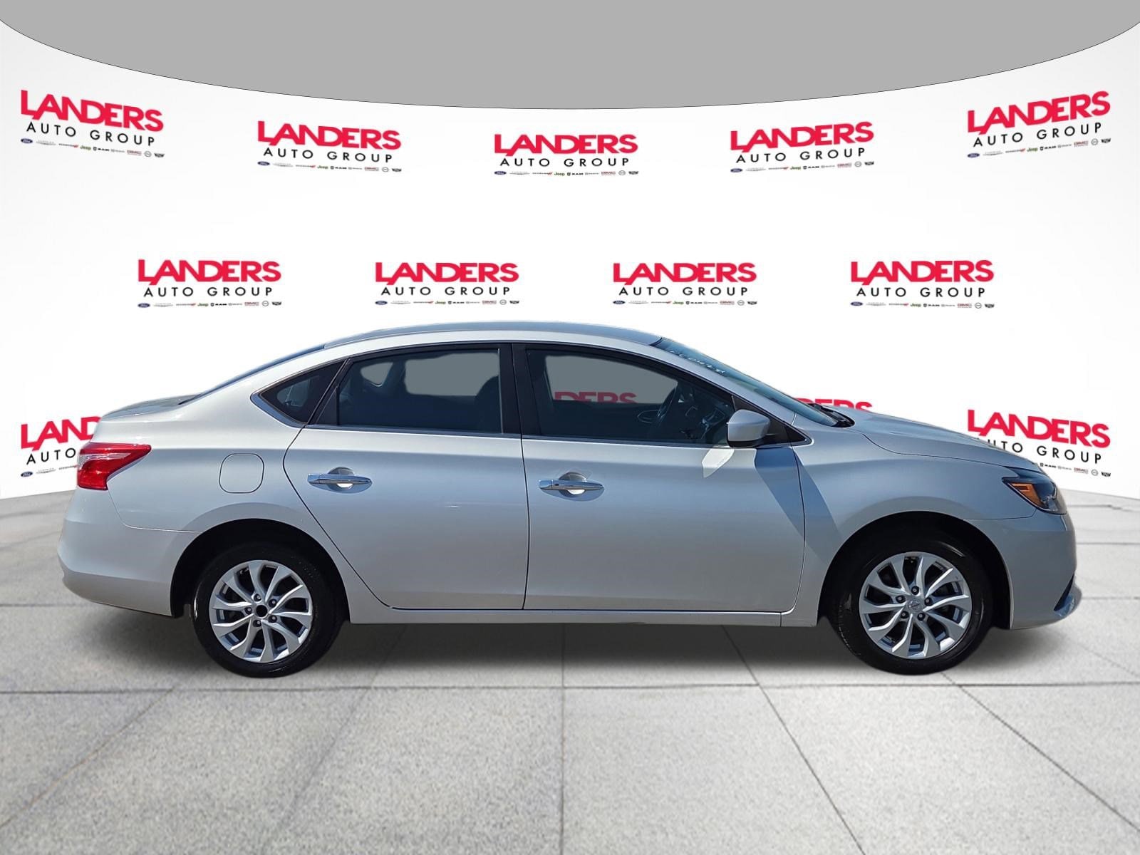 Used 2019 Nissan Sentra SV with VIN 3N1AB7AP1KY435494 for sale in Covington, TN