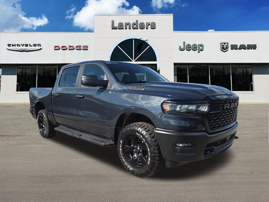 New 2026 Ram 1500 WARLOCK CREW CAB 4X4 5'7 BOX Pickup
