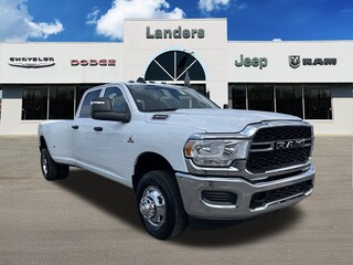 2024 Ram 3500 TRADESMAN CREW CAB 4X4 8' BOX Pickup