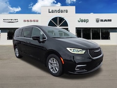 2026 Chrysler Pacifica SELECT Passenger Van