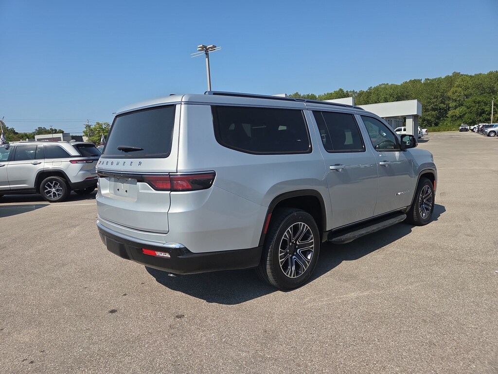 Used 2024 Jeep Wagoneer L Base SUV