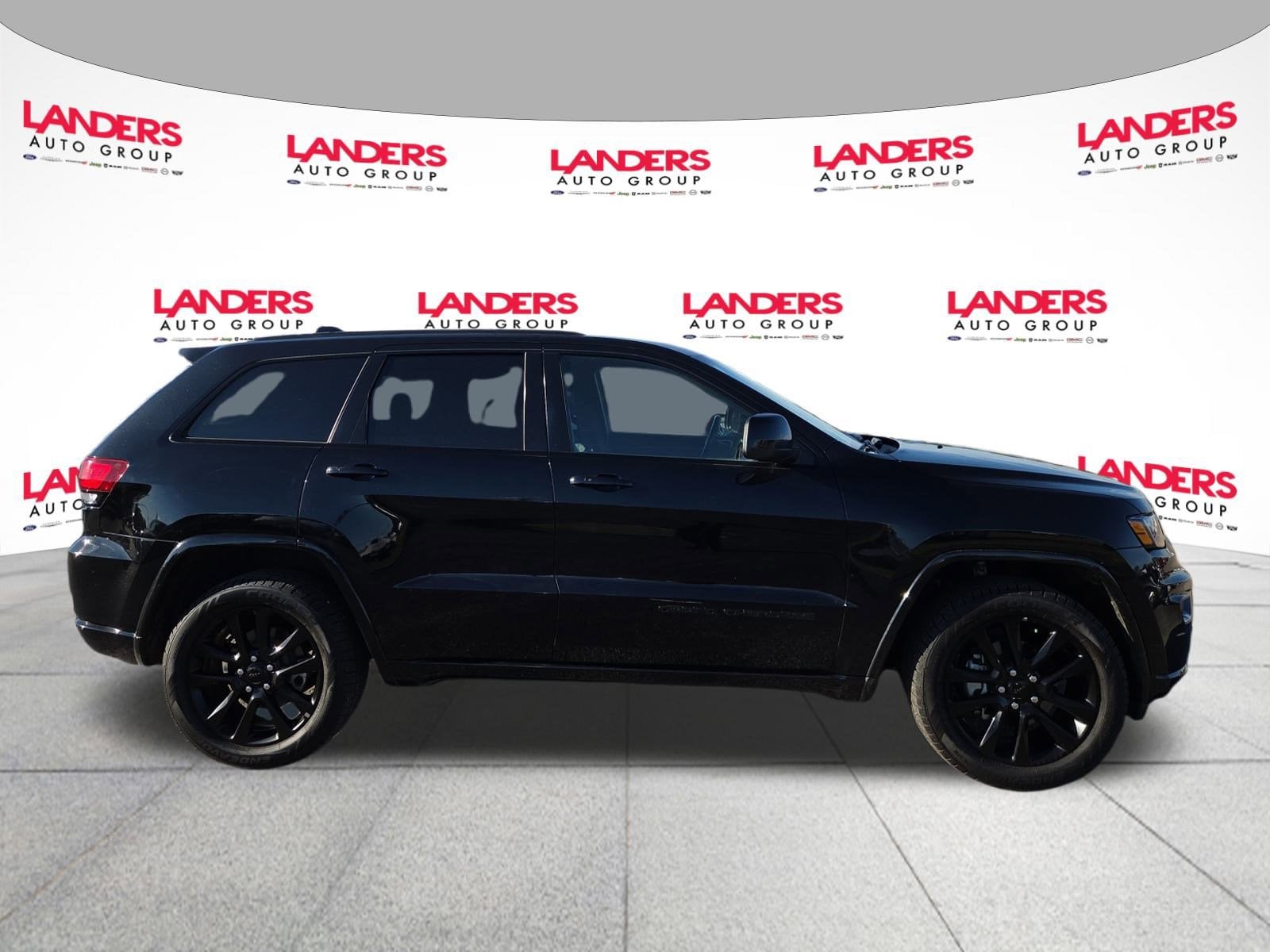 Used 2018 Jeep Grand Cherokee Altitude with VIN 1C4RJFAG9JC491767 for sale in Covington, TN