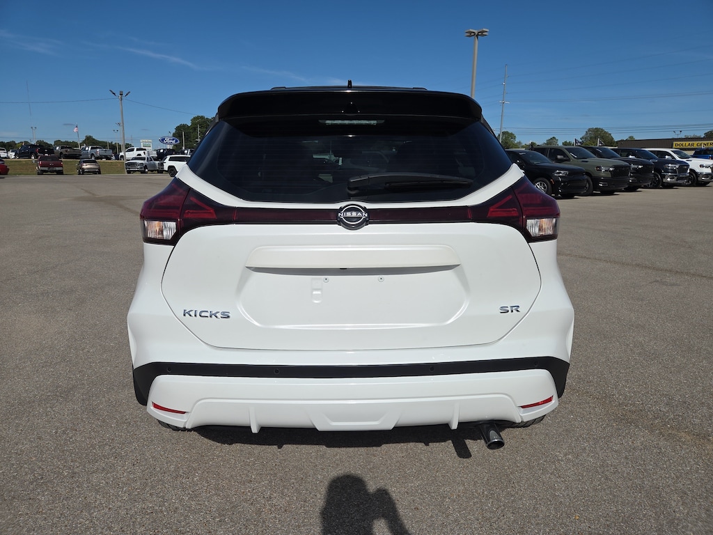Used 2024 Nissan Kicks SR SUV
