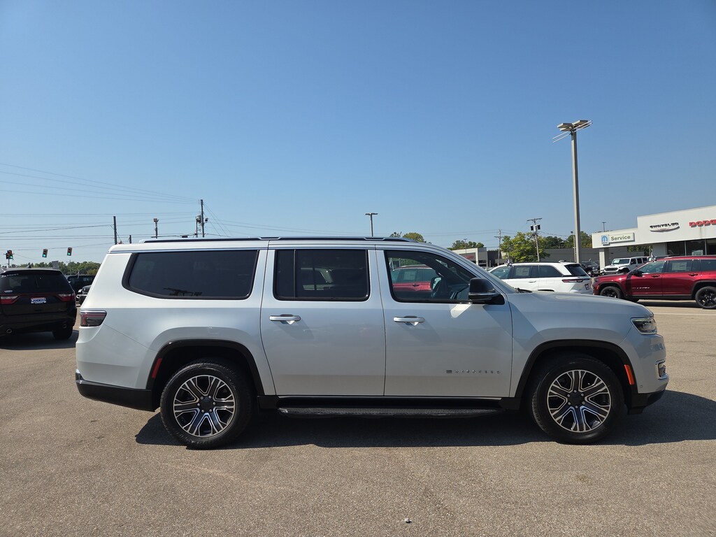 Used 2024 Jeep Wagoneer L Base SUV