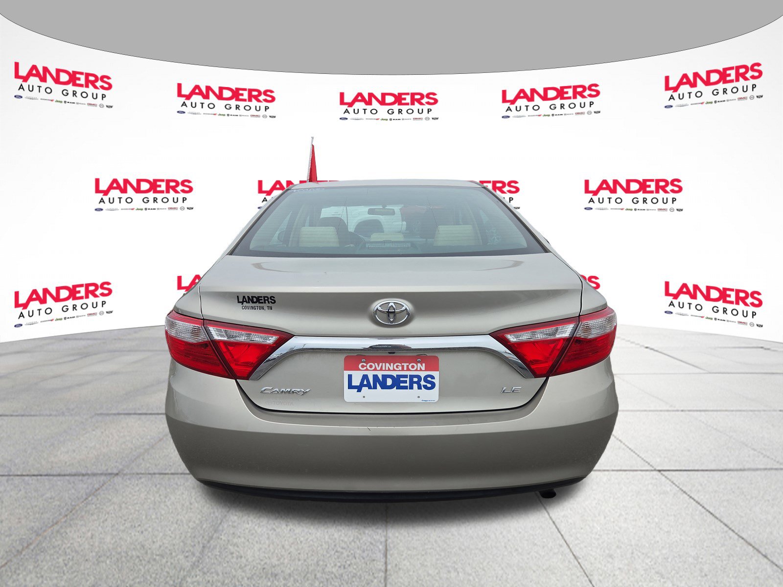 2017 Toyota Camry XLE XSE photo 3