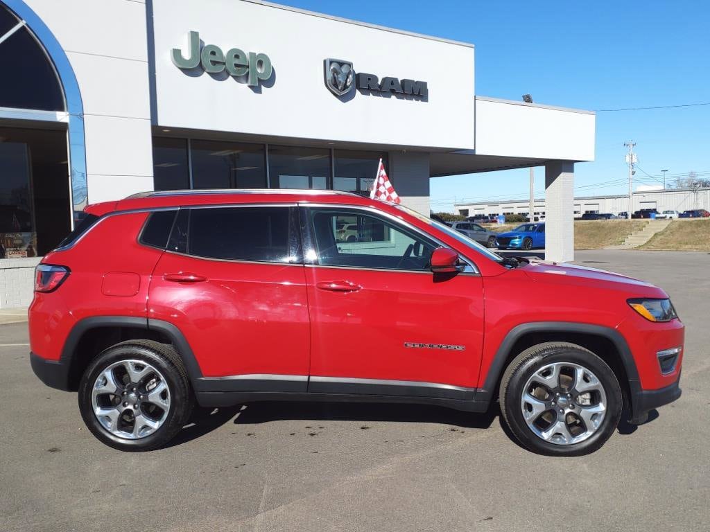 Used 2019 Jeep Compass Limited with VIN 3C4NJDCB6KT627315 for sale in Covington, TN