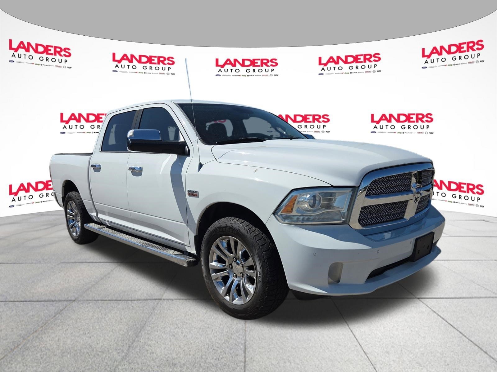 2014 RAM 1500's photo