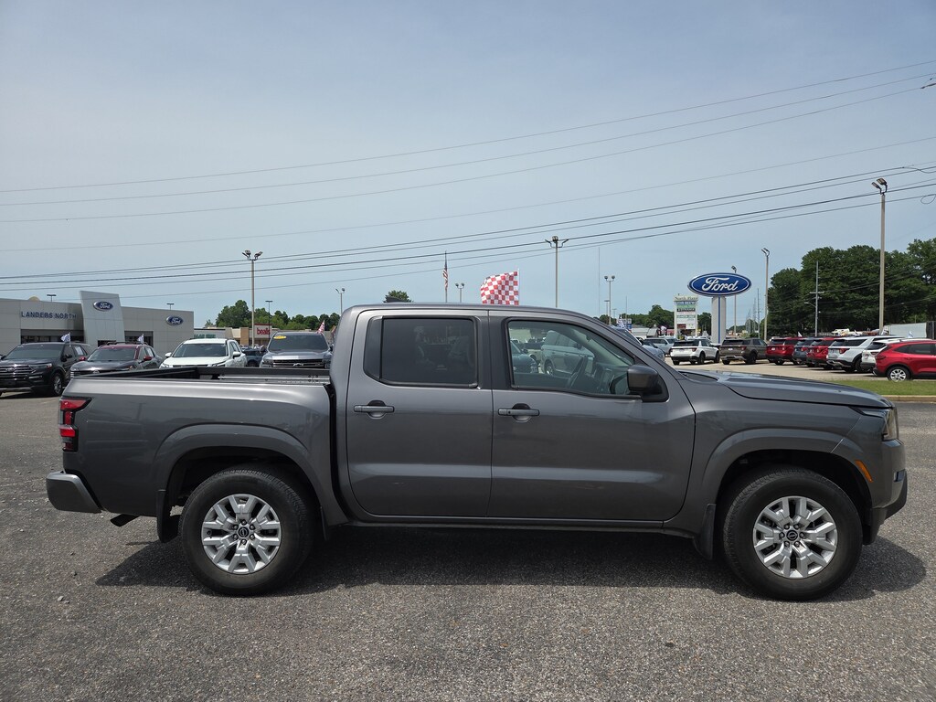 Used 2024 Nissan Frontier SV Truck Crew Cab