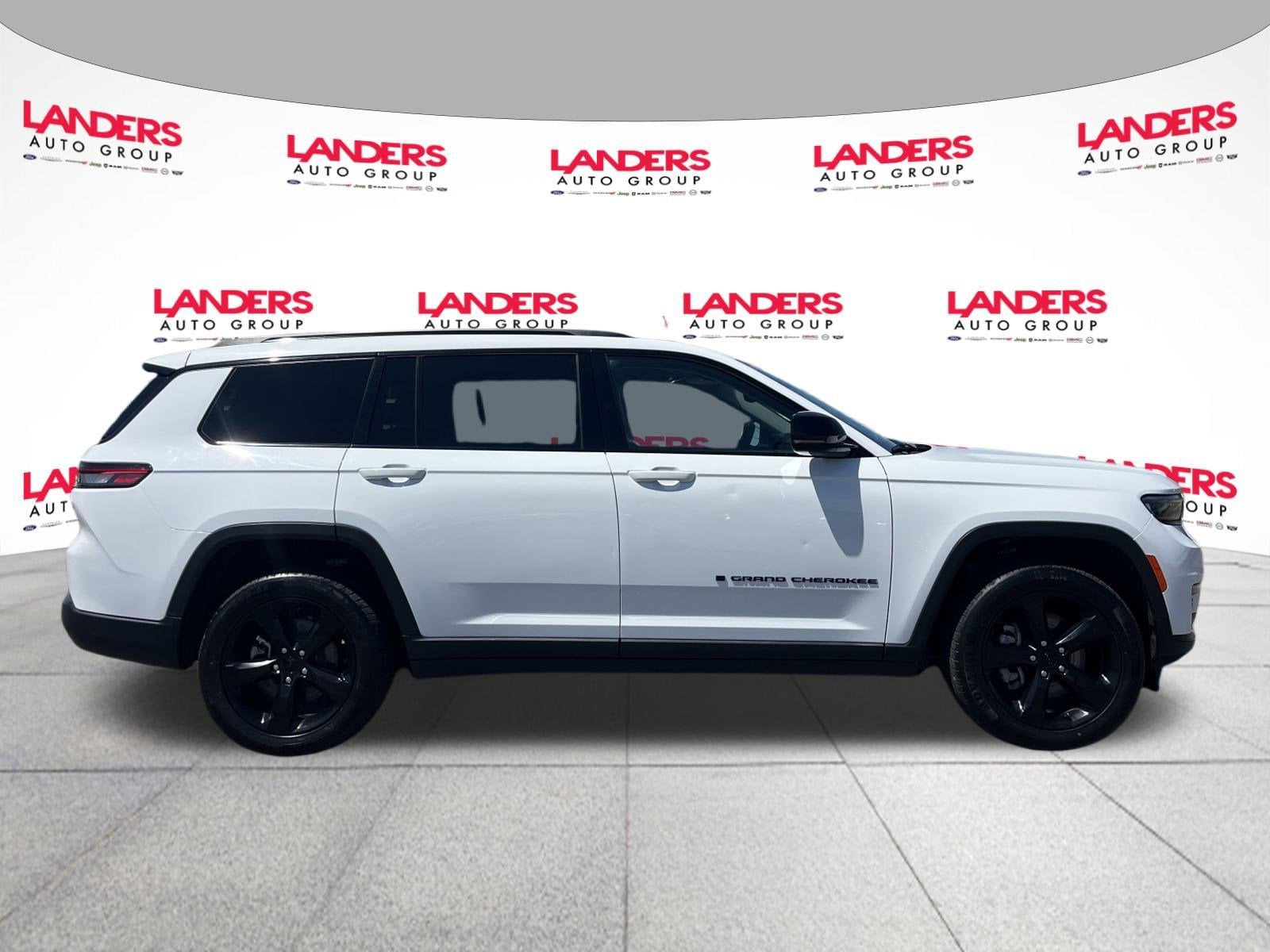 Used 2023 Jeep Grand Cherokee L Limited with VIN 1C4RJJBG5P8806948 for sale in Covington, TN