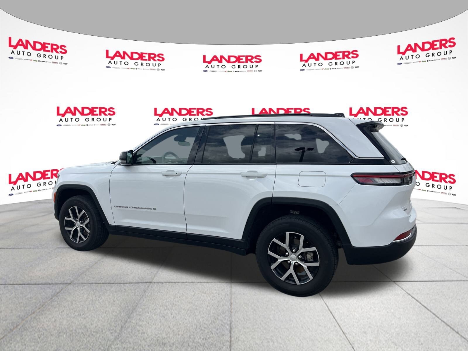 2024 Jeep Grand Cherokee Limited photo 4