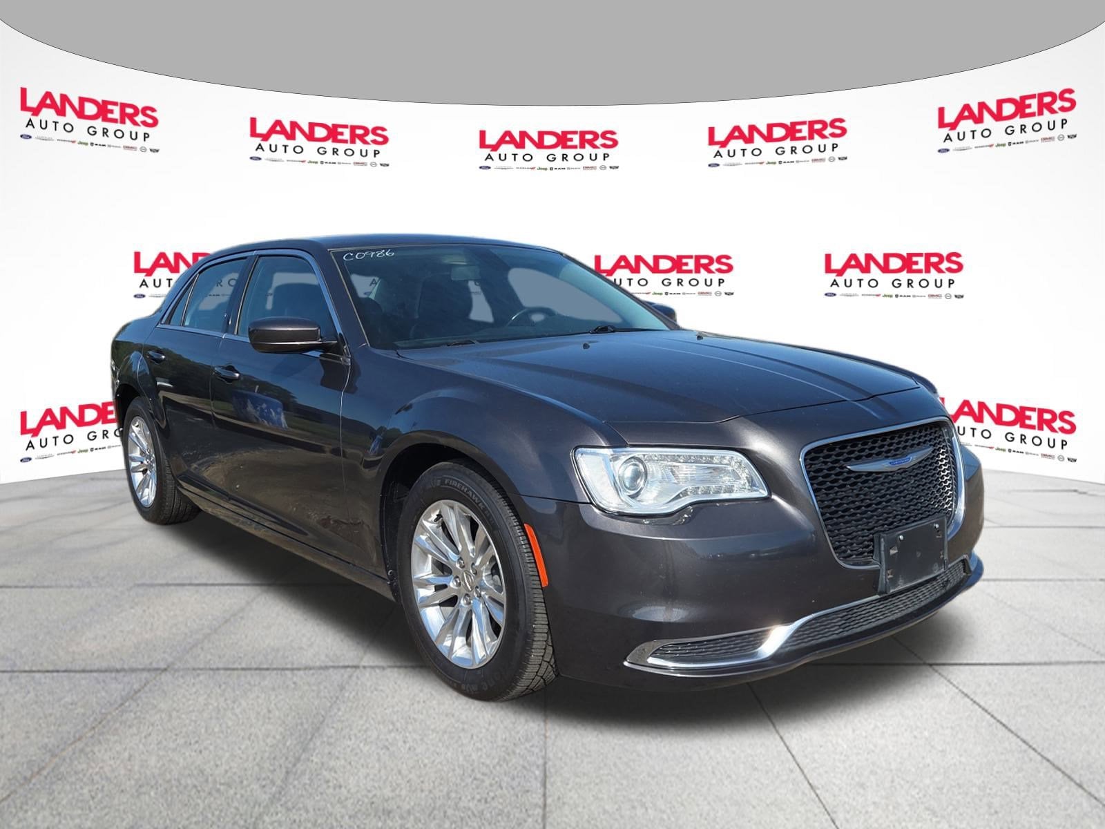 2019 Chrysler 300