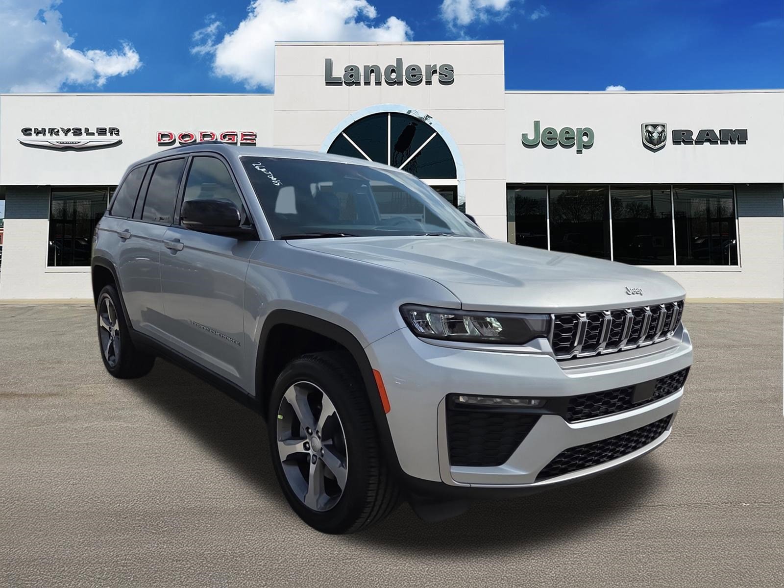 New 2026 Jeep Grand Cherokee LIMITED 4X4